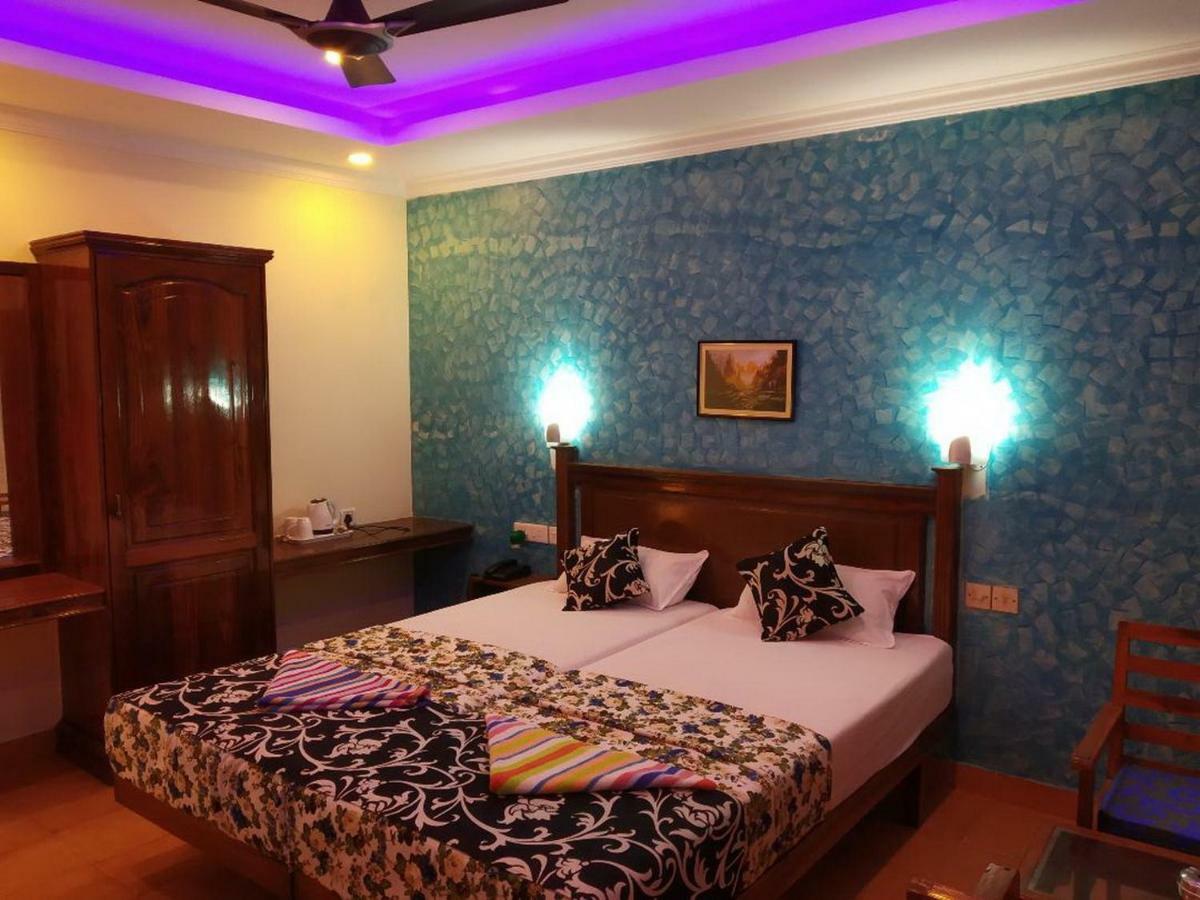 Hotel Thushara Ковалам Экстерьер фото